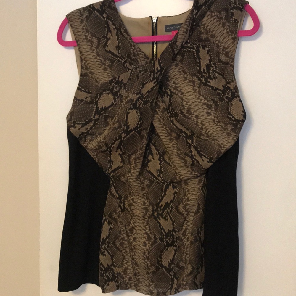 Vince Camuto svelte